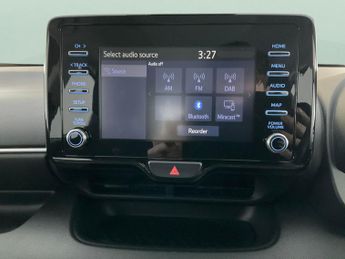 Toyota Yaris 1.5 VVT-h Icon E-CVT (116 ps) - BLUETOOTH - DRIVING MODES