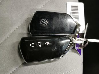 Volkswagen ID.3 Pro 58kWh Family (145 ps) - COMFORT PACK - BLUETOOTH - PARK SENS