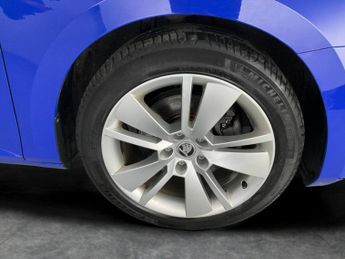 Skoda Superb 1.4 TSI iV 13kWh SE L Plug-in DSG (218 ps) - DRIVER MEMORY SEAT 