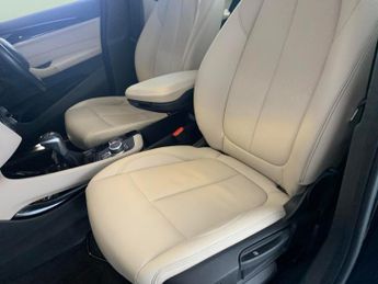 BMW X1 1.5 25e 10kWh xLine Plug-in xDrive (220 ps) - PERFORMANCE CONTRO