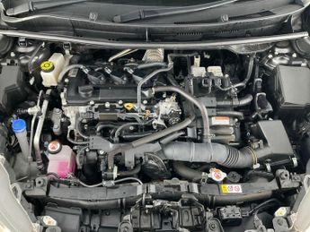 Toyota Yaris 1.5 VVT-h Icon E-CVT (116 ps) - BLUETOOTH - DRIVING MODES