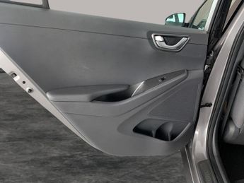 Hyundai Ioniq 38.3kWh Premium (136 ps) - REVERSE CAM - NAV - HEATED SEATS