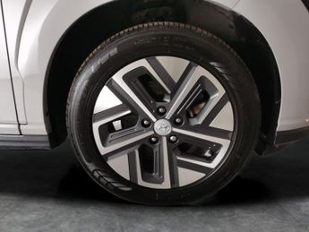 Hyundai Kona 39kWh Premium (10.5kW Charger) (136 ps) - KEYLESS ENTRY
