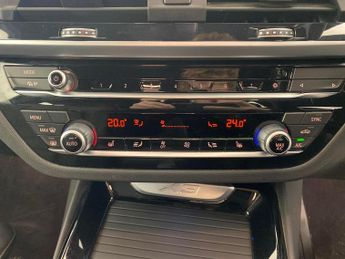 BMW X3 2.0 30e 12kWh M Sport Plug-in xDrive (292 ps) - REVERSE CAM - LE