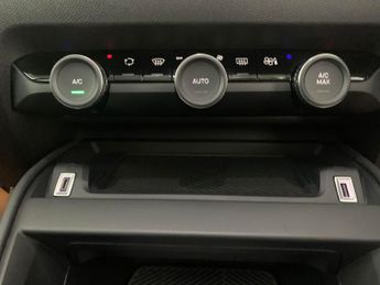 Citroen e-C4 50kWh Sense Plus (11kW Charger) (136 ps) - LANE DEPARTURE  - BLU