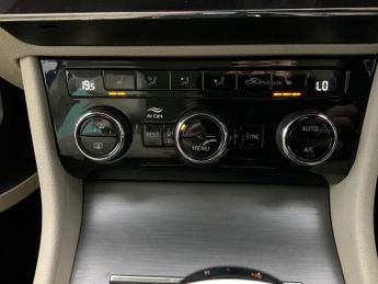 Skoda Superb 1.4 TSI iV 13kWh SE L Plug-in DSG (218 ps) - DRIVER MEMORY SEAT 