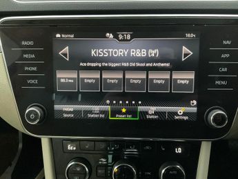 Skoda Superb 1.4 TSI iV 13kWh SE L Plug-in DSG (218 ps) - DRIVER MEMORY SEAT 