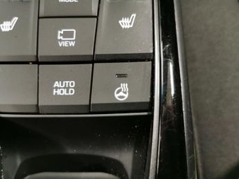 Hyundai Ioniq 38.3kWh Premium (136 ps) - REVERSE CAM - NAV - HEATED SEATS