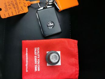 Volvo V60 2.0h T8 Recharge 11.6kWh Polestar Engineered Plug-in AWD (405 ps