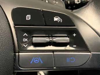 Hyundai Tucson 1.6 h T-GDi SE Connect (230 ps) - CRUISE - CLIMATE CONTROL - 17I