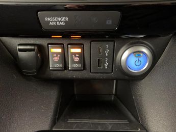 Nissan Leaf 40kWh N-Connecta (150 ps) - LANE DEPARTURE  - HALF LEATHER - 17I