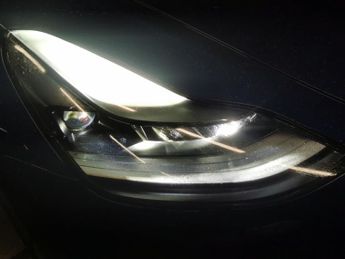 Tesla Model 3 Standard Range Plus RWD (241 bhp) - PARK ASSIST - LED - REVERSE 