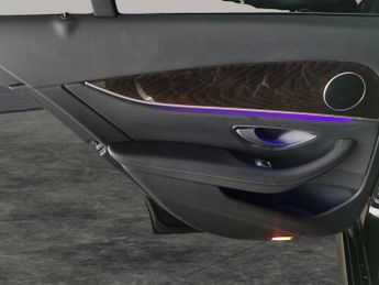 Mercedes-Benz E Class 2.0 E300de 13.5kWh AMG Line Edition Plug-in G-Tronic+ (306 ps) -