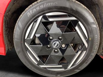 Nissan Leaf 39kWh Acenta (150 ps) - LANE DEPARTURE  - BLUETOOTH - CRUISE