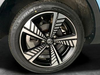 MG MG ZS 44.5kWh Exclusive (143 ps) - KEYLESS ENTRY - REVERSE CAM - NAV