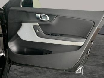 Polestar Polestar 2 Dual Motor 78kWh Long Range Plus Pilot Fastback 4WDE (408 ps) - 