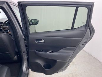Nissan Leaf 40kWh N-Connecta (150 ps) - LANE DEPARTURE  - HALF LEATHER - 17I