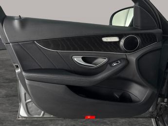 Mercedes-Benz C Class 2.1 C220d AMG Line G-Tronic+ (170 ps) - MIRROR PACKAGE - COMFORT