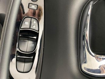 Nissan Leaf 40kWh N-Connecta (150 ps) - LANE DEPARTURE  - CRUISE - HALF LEAT