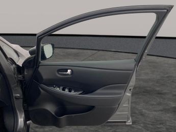 Nissan Leaf 40kWh N-Connecta (150 ps) - LANE DEPARTURE  - CRUISE - HALF LEAT