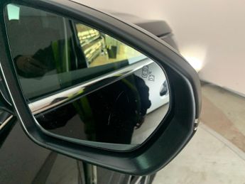 Peugeot 5008 1.5 BlueHDi GT EAT (130 ps) - LED - REVERSE CAM - 7 SEATS