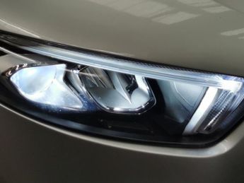 Mercedes-Benz A Class 1.5 A180d Sport (Premium) 7G-DCT (116 ps) - HEATED SEATS - MIRRO