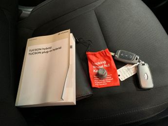 Hyundai Tucson 1.6 h T-GDi SE Connect (230 ps) - CRUISE - CLIMATE CONTROL - 17I