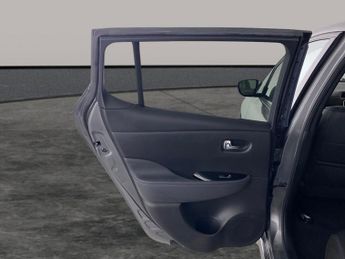 Nissan Leaf 40kWh N-Connecta (150 ps) - LANE DEPARTURE  - HALF LEATHER - 17I