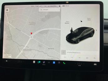 Tesla Model 3 Standard Range Plus RWD (241 bhp) - KEYLESS ENTRY - PARK ASSIST 