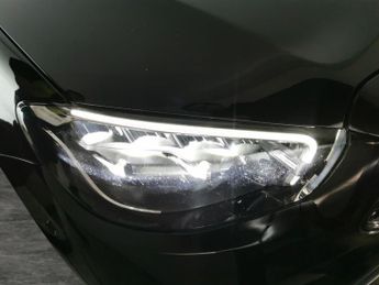 Mercedes-Benz E Class 2.0 E300de 13.5kWh AMG Line Edition Plug-in G-Tronic+ (306 ps) -