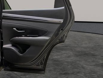 Hyundai Tucson 1.6 h T-GDi SE Connect (230 ps) - CRUISE - CLIMATE CONTROL - 17I