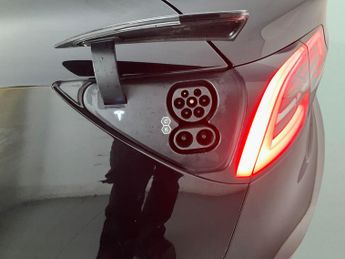 Tesla Model 3 Standard Range Plus RWD (241 bhp) - KEYLESS ENTRY - AUTO PARK - 