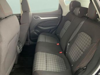 MG MG ZS 72.6kWh SE Long Range (156 ps) - REVERSE CAM - NAV - LANE DEPART