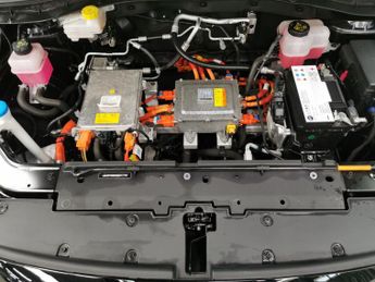 MG MG ZS 72.6kWh SE Long Range (156 ps) - REVERSE CAM - NAV - LANE DEPART