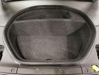 Polestar Polestar 2 Dual Motor 78kWh Long Range Plus Pilot Fastback 4WDE (408 ps) - 