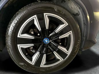 BMW iX3 80kWh M Sport (286 ps) - DRIVING ASSISTANT - PARK ASSIST - REVER