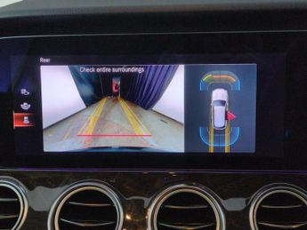 Mercedes-Benz E Class 2.0 E300de 13.5kWh AMG Line Edition Plug-in G-Tronic+ (306 ps) -