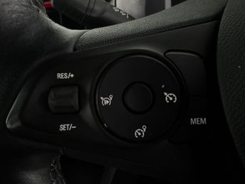 Vauxhall Corsa Electric 50kWh SRi Premium (136 ps) - CRUISE - DRIVING MODES - DIGITAL DA