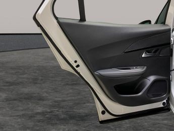 Peugeot E-2008 50kWh GT (7kW Charger) (136 ps) - REVERSE CAM - NAV - HEATED SEA