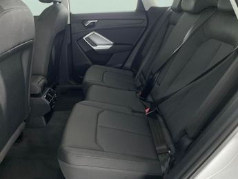 Audi Q3 1.4 TFSIe 45 Technik Plug-in S Tronic 13kWh (245 ps) - BLUETOOTH