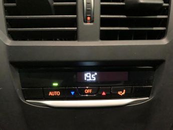 BMW 3 Series 2.0 330e 12kWh M Sport Plug-in (292 ps) - SUN PROTECTION GLASS -