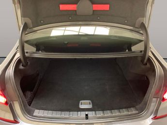 BMW 3 Series 2.0 330e 12kWh M Sport Plug-in (292 ps) - SUN PROTECTION GLASS -