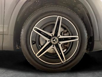 Mercedes-Benz EQA EQA 250 66.5kWh AMG Line (190 ps) - HEATED SEATS - NAV - ADAPTIV