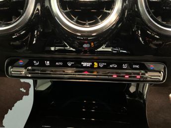 Mercedes-Benz A Class 1.5 A180d AMG Line 7G-DCT (116 ps) - COMFORT PACK