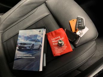 BMW 3 Series 2.0 330e 12kWh M Sport Plug-in (292 ps) - SUN PROTECTION GLASS -