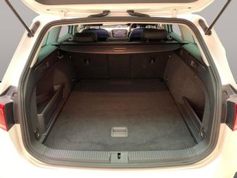 Volkswagen Passat 1.4 TSI 13kWh GTE Plug-in DSG (218 ps) - NAV - LED - VIENNA LEAT