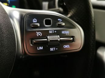 Mercedes-Benz A Class 1.5 A180d AMG Line 7G-DCT (116 ps) - HEATED LEATHER - COMFORT PA