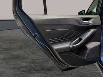 Ford Focus 1.5T EcoBoost ST-Line X (182 ps) - BLUETOOTH - CRUISE - FORD MYK