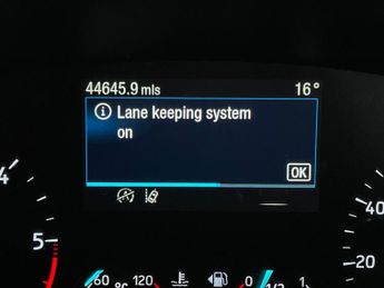 Ford Focus 1.5 EcoBlue Zetec (120 ps) - WIFI - BLUETOOTH - CRUISE