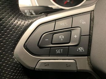 Volkswagen Passat 1.4 TSI 13kWh GTE Plug-in DSG (218 ps) - ADAPT CRUISE - NAV - LE